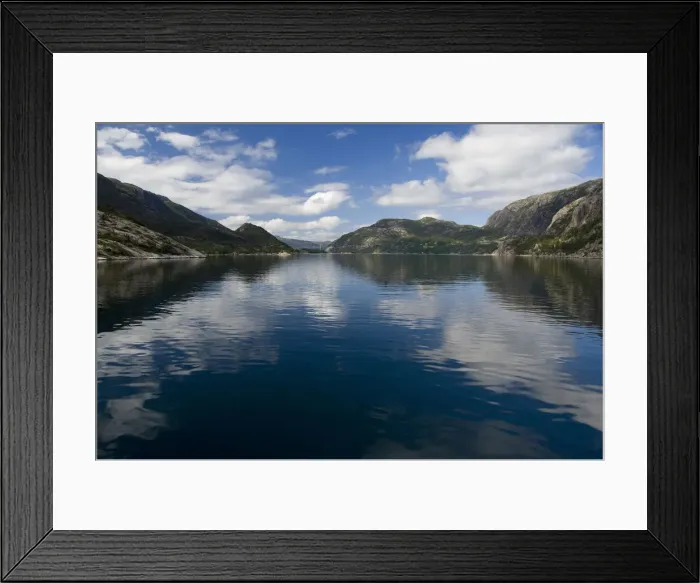 Framed Print : DDE-90033335 Framed Print : DDE-90033335