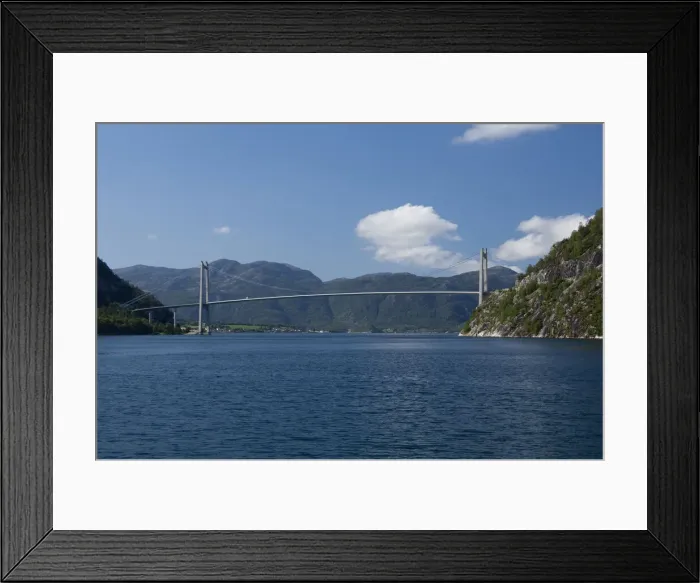 Framed Print : DDE-90033339 Framed Print : DDE-90033339