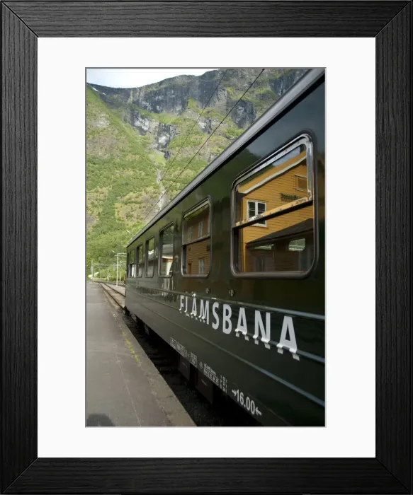 Framed Print : DDE-90033350 Framed Print : DDE-90033350
