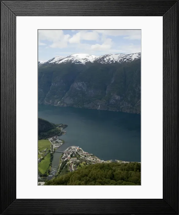 Framed Print : DDE-90033362 Framed Print : DDE-90033362