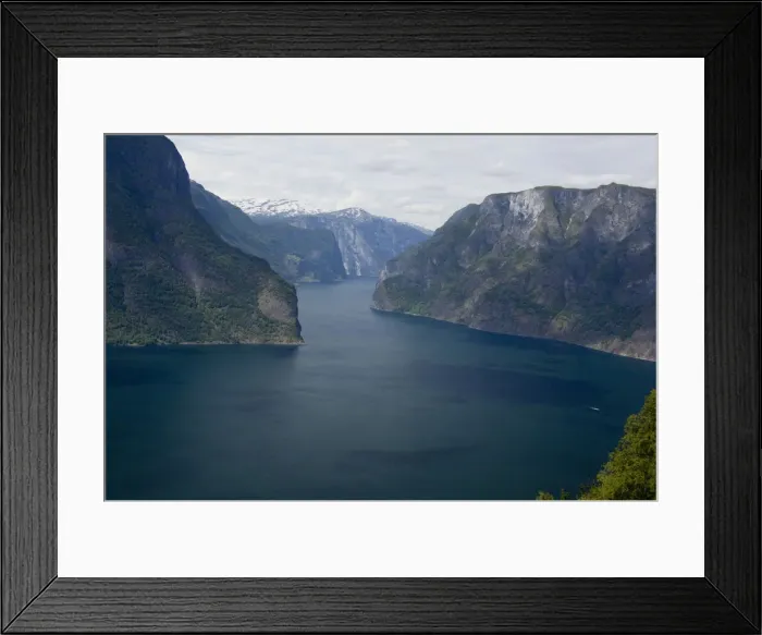 Framed Print : DDE-90033365 Framed Print : DDE-90033365