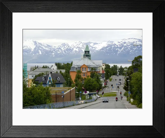 Framed Print : DDE-90033371