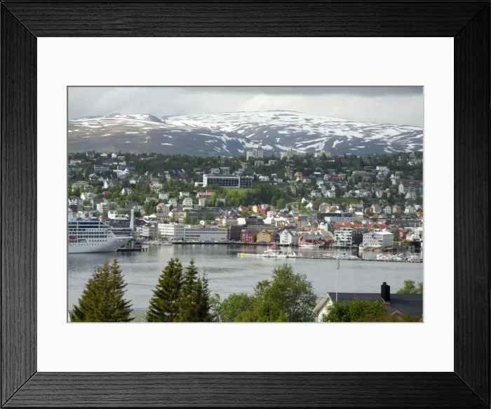 Framed Print : DDE-90033372 Framed Print : DDE-90033372