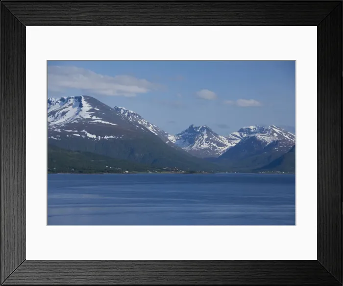 Framed Print : DDE-90033381 Framed Print : DDE-90033381
