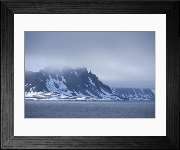 Framed Print : DDE-90033385 Framed Print : DDE-90033385