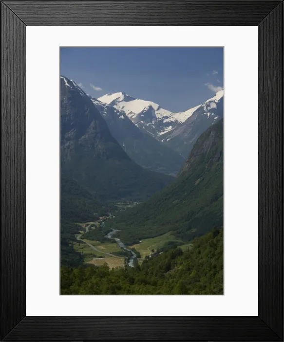 Framed Print : DDE-90033434 Framed Print : DDE-90033434