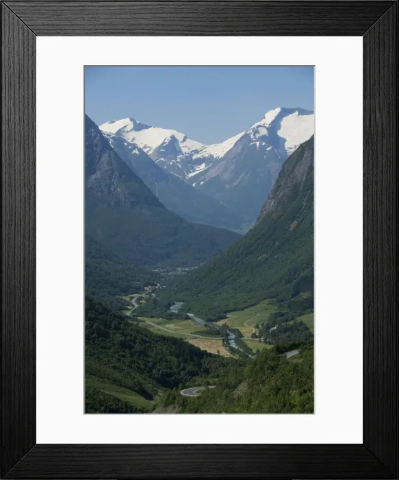 Framed Print : DDE-90033432 Framed Print : DDE-90033432