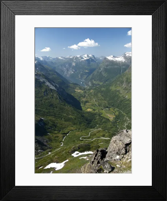 Framed Print : DDE-90033444 Framed Print : DDE-90033444