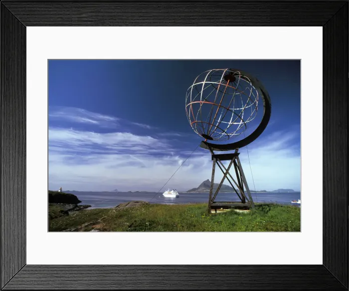 Framed Print : DDE-90033452 Framed Print : DDE-90033452