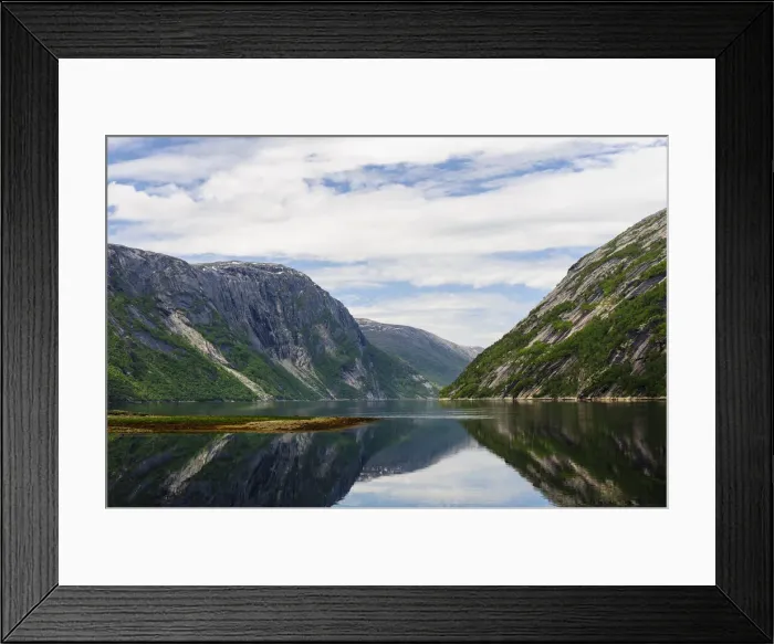 Framed Print : DDE-90033458 Framed Print : DDE-90033458