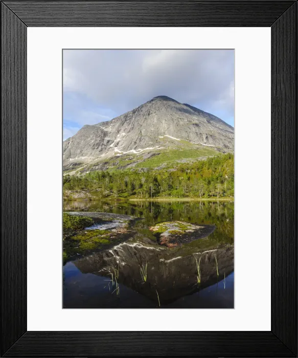 Framed Print : DDE-90033460 Framed Print : DDE-90033460