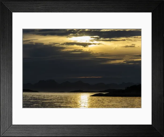 Framed Print : DDE-90033466 Framed Print : DDE-90033466