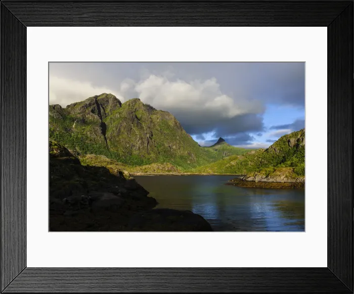 Framed Print : DDE-90033467 Framed Print : DDE-90033467