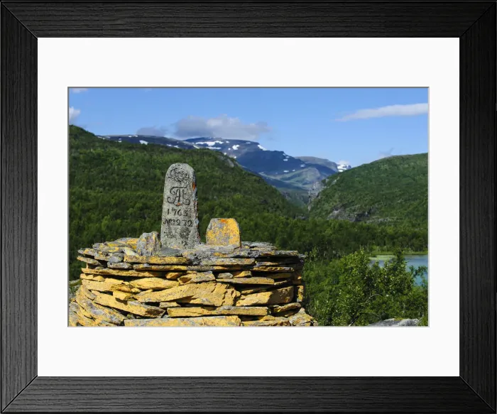 Framed Print : DDE-90033482 Framed Print : DDE-90033482