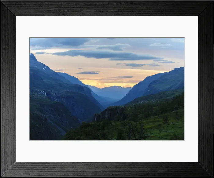 Framed Print : DDE-90033484 Framed Print : DDE-90033484
