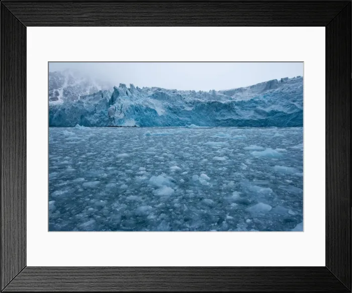 Framed Print : DDE-90033622 Framed Print : DDE-90033622