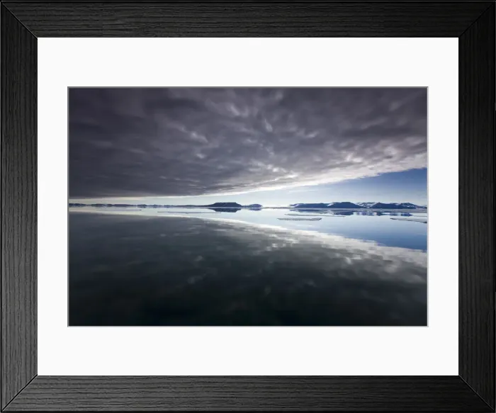Framed Print : DDE-90033678 Framed Print : DDE-90033678