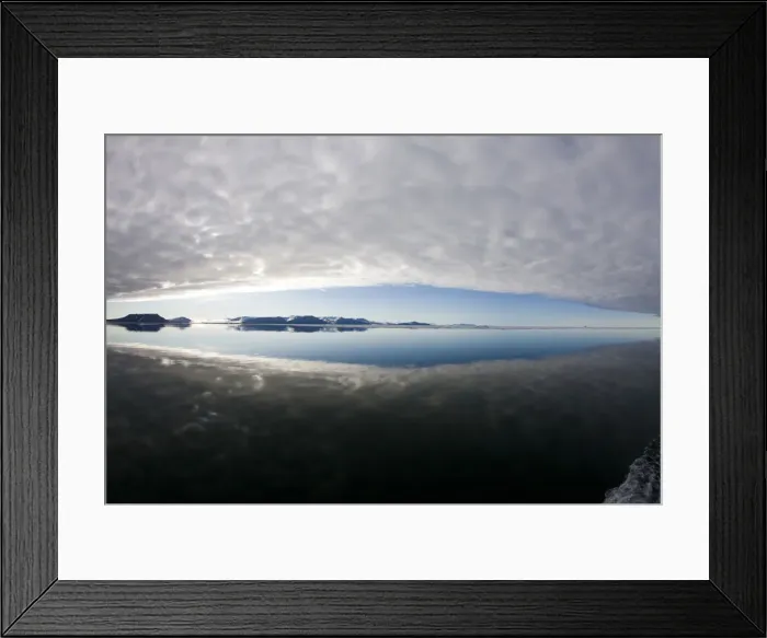 Framed Print : DDE-90033679