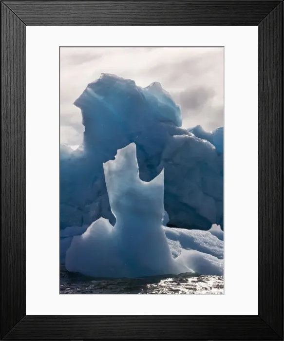 Framed Print : DDE-90033728 Framed Print : DDE-90033728
