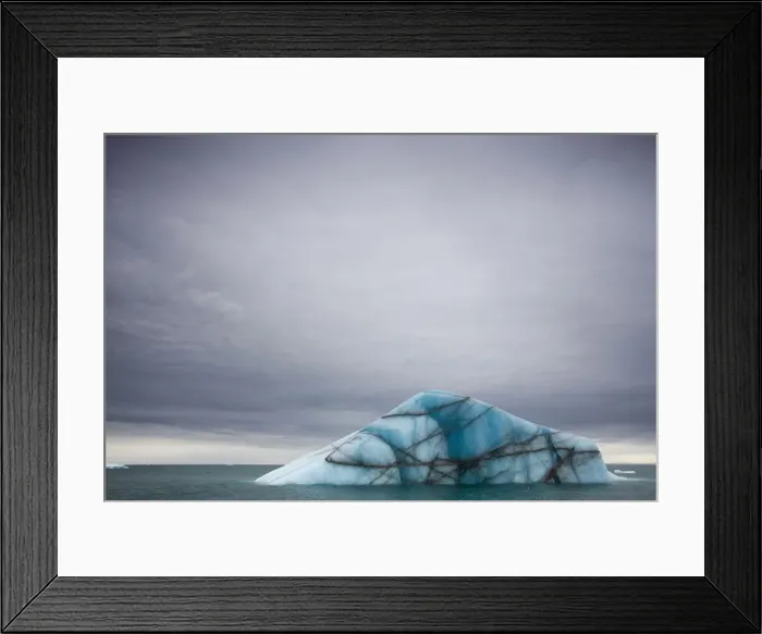 Framed Print : DDE-90033734 Framed Print : DDE-90033734