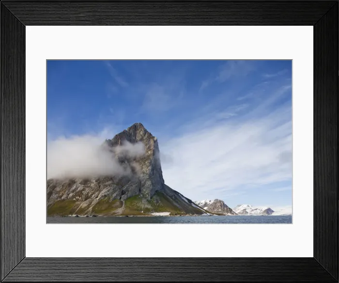 Framed Print : DDE-90033811 Framed Print : DDE-90033811