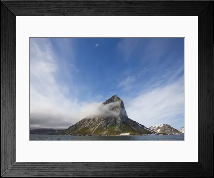 Framed Print : DDE-90033812 Framed Print : DDE-90033812