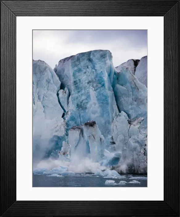 Framed Print : DDE-90033814