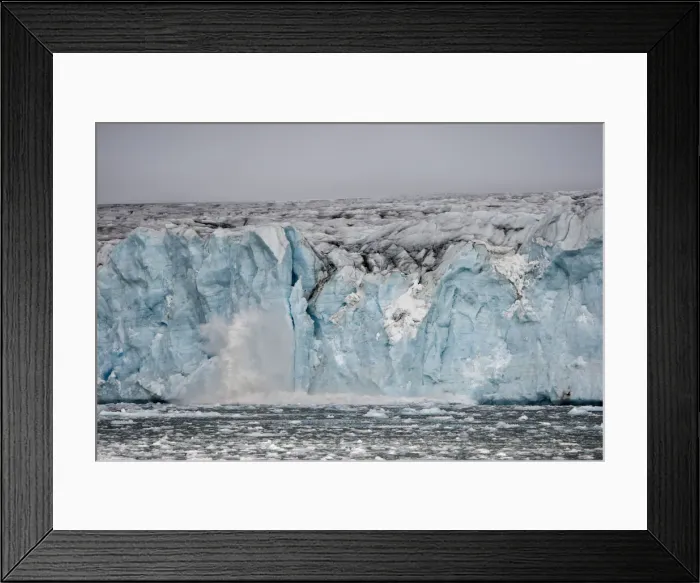 Framed Print : DDE-90033816 Framed Print : DDE-90033816