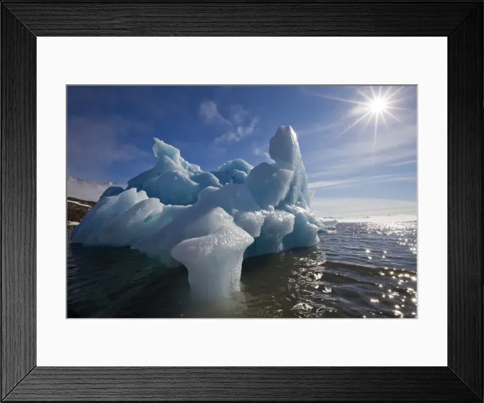 Framed Print : DDE-90033822 Framed Print : DDE-90033822