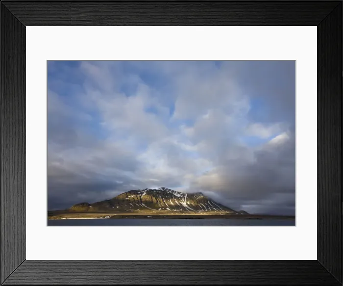 Framed Print : DDE-90033870 Framed Print : DDE-90033870