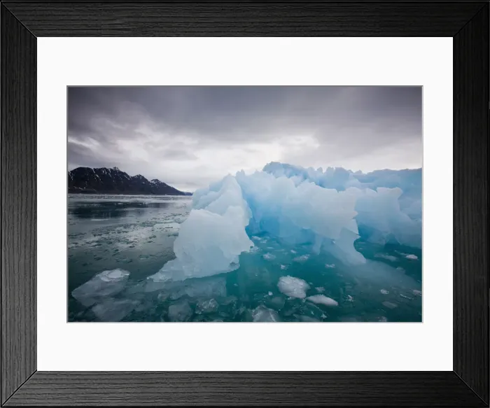 Framed Print : DDE-90033885 Framed Print : DDE-90033885