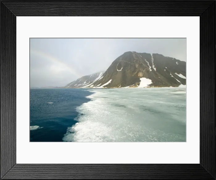 Framed Print : DDE-90033948 Framed Print : DDE-90033948