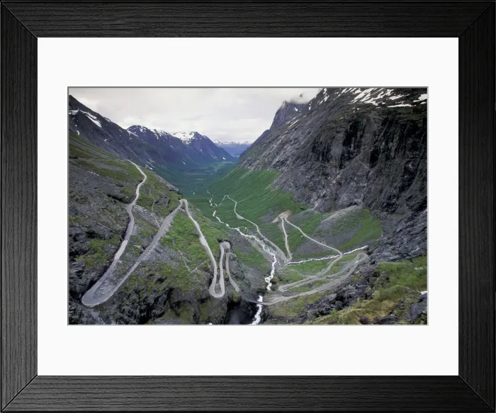 Framed Print : DDE-90034454 Framed Print : DDE-90034454