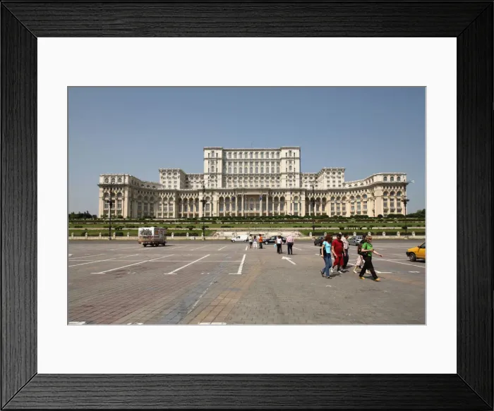 Framed Print : DDE-90034631