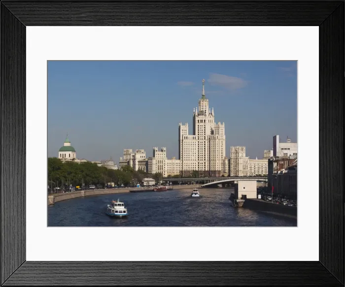 Framed Print : DDE-90035021 Framed Print : DDE-90035021