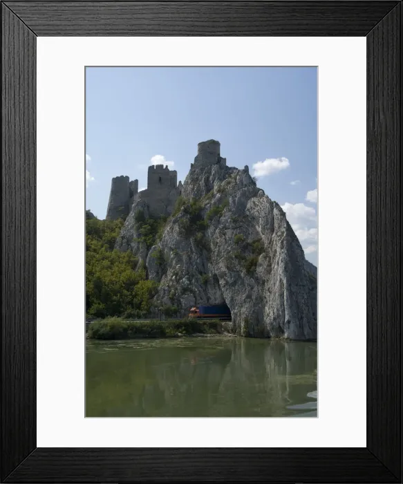 Framed Print : DDE-90035118 Framed Print : DDE-90035118