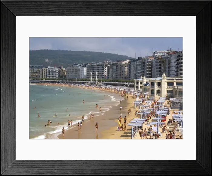 Framed Print : DDE-90035176