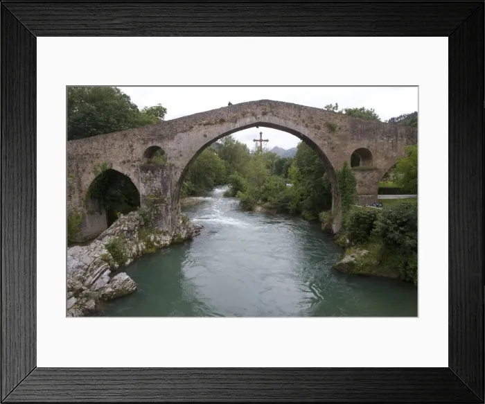 Framed Print : DDE-90035180 Framed Print : DDE-90035180