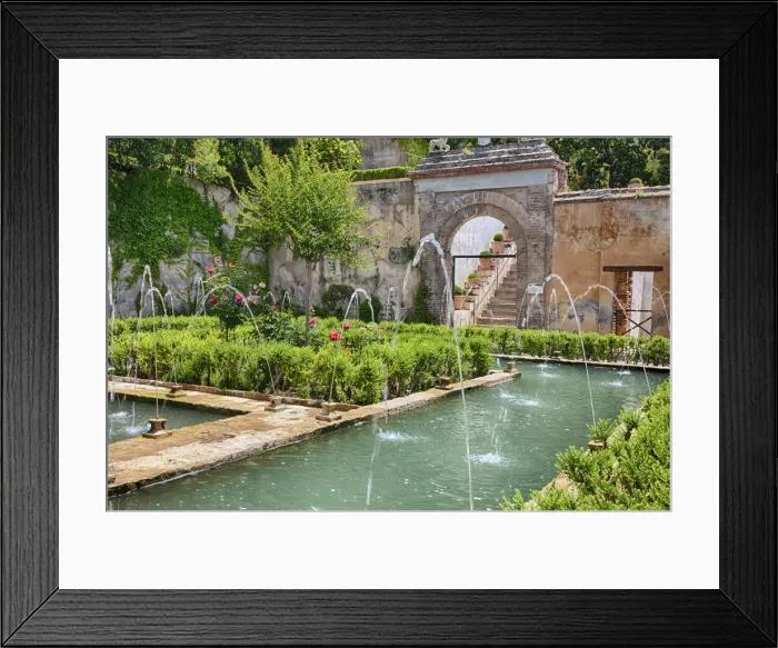 Framed Print : DDE-90035208 Framed Print : DDE-90035208