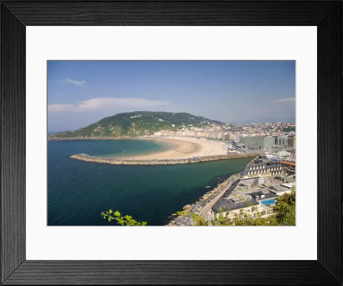 Framed Print : DDE-90035244