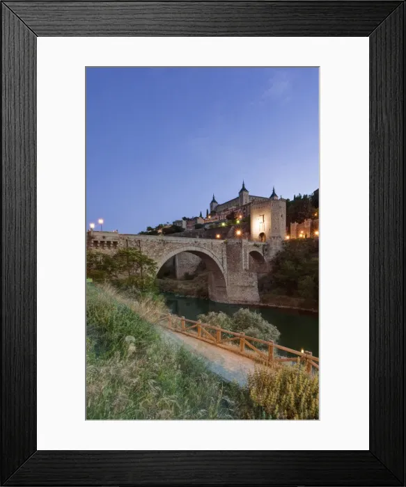 Framed Print : DDE-90035306