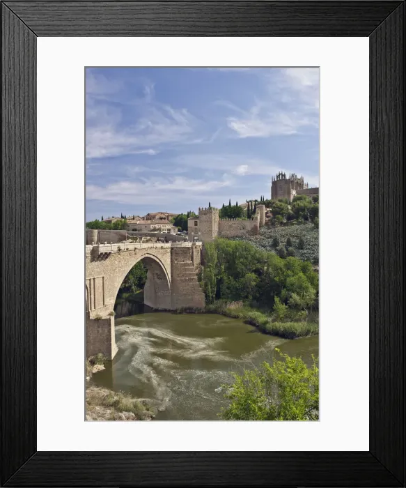 Framed Print : DDE-90035307