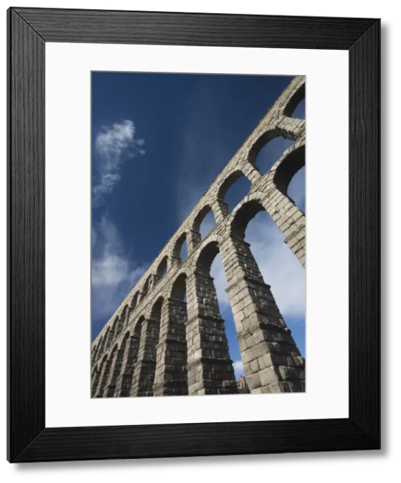 Framed Print : DDE-90035372 Framed Print : DDE-90035372