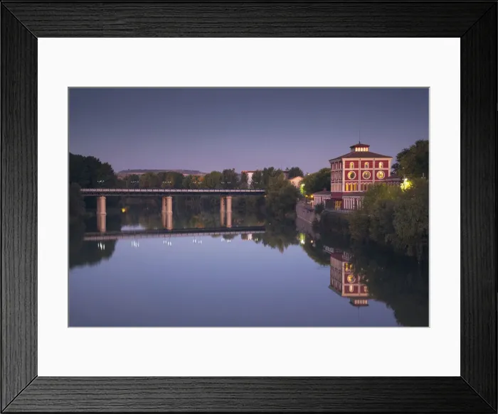 Framed Print : DDE-90035391