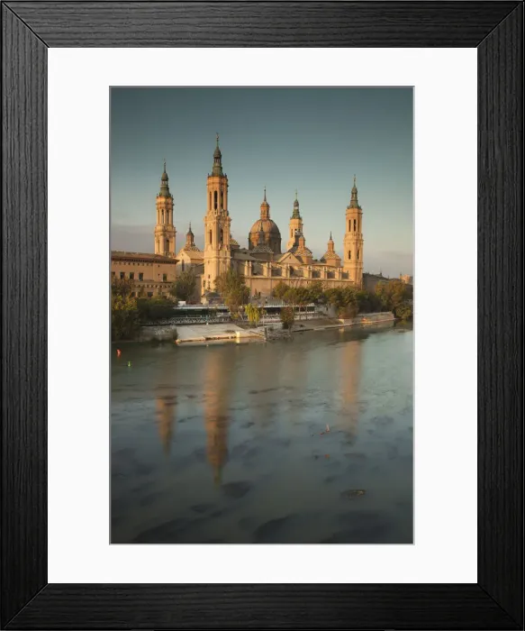 Framed Print : DDE-90035413 Framed Print : DDE-90035413