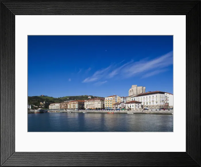 Framed Print : DDE-90035460