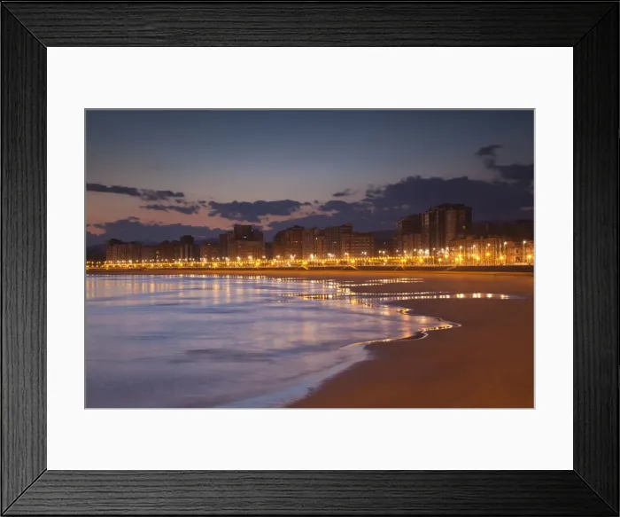 Framed Print : DDE-90035477 Framed Print : DDE-90035477