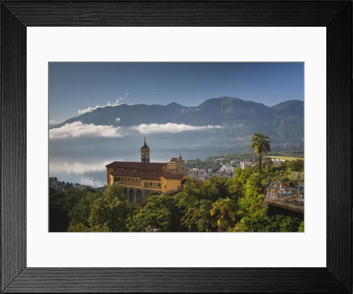 Framed Print : DDE-90035690