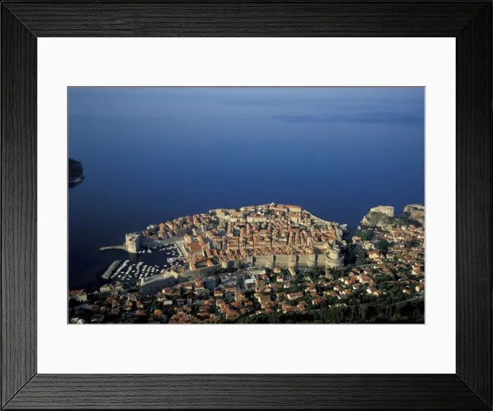 Framed Print : DDE-90035715 Framed Print : DDE-90035715
