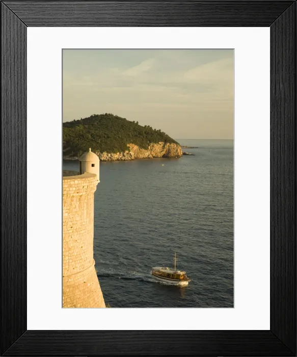 Framed Print : DDE-90035728 Framed Print : DDE-90035728